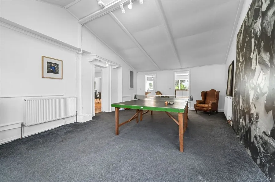 with 6 bedrooms in Sawbridgeworth, CM21, photo 18