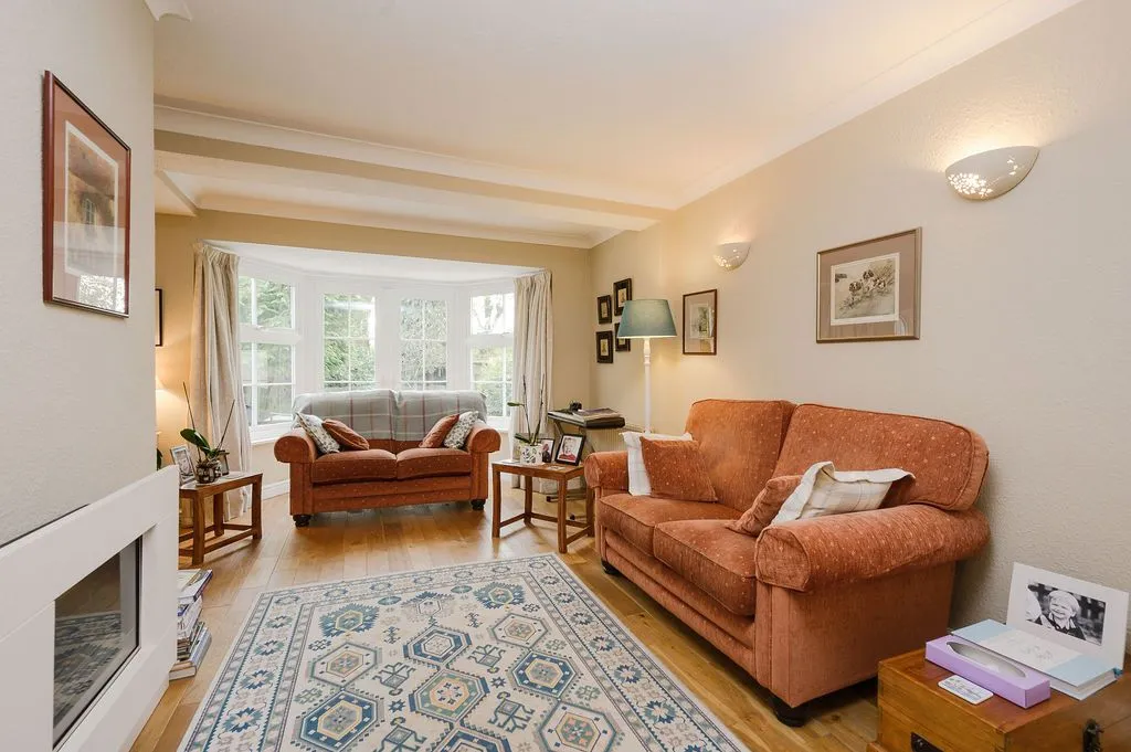 Coombe Lane, West Wimbledon, SW20, photo 9
