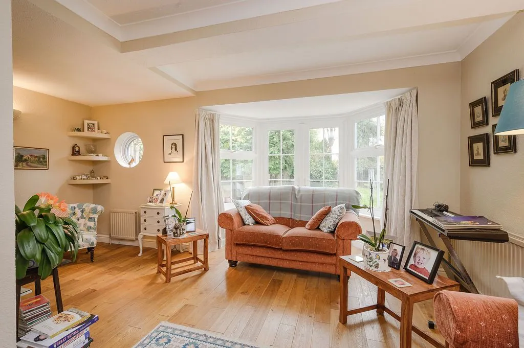 Coombe Lane, West Wimbledon, SW20, photo 10