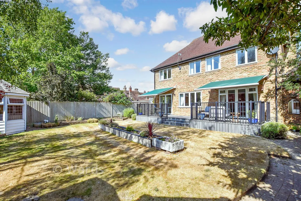 Wades Close, Marden, TN12, photo 20