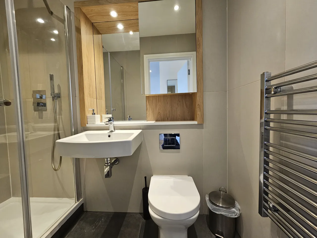 Arrowhead House, Laporte Way, LU4, photo 5