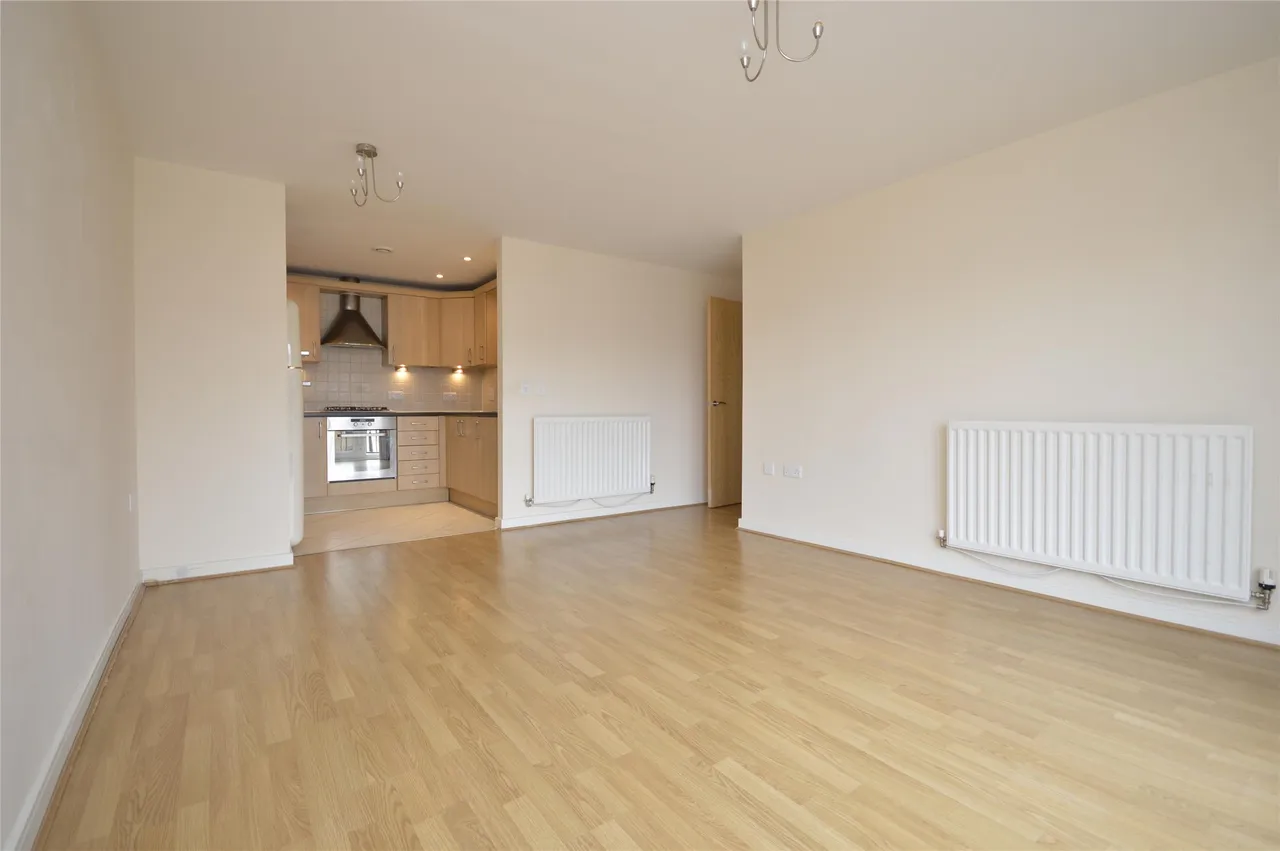 2 bed flat to rent — Green Lane, Morden, SM4 6FE