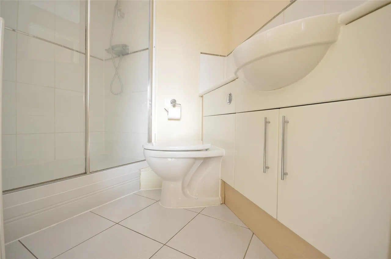 Green Lane, Morden, SM4 6FE, photo 11