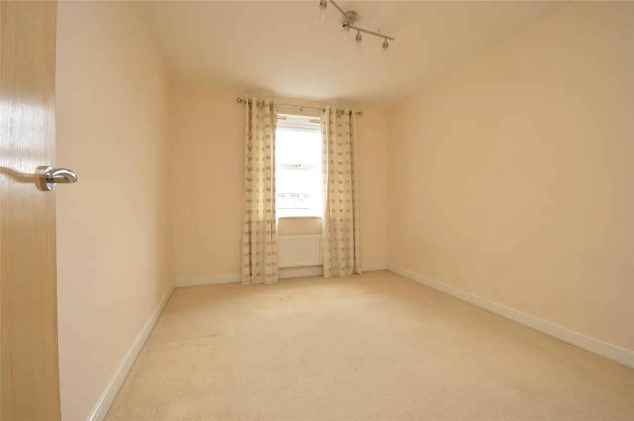 Green Lane, Morden, SM4 6FE, photo 10