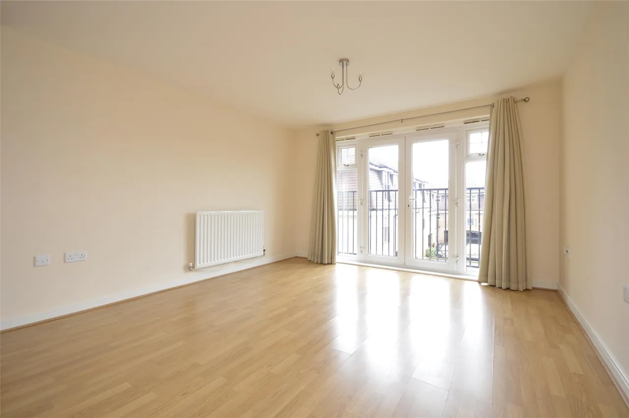 Green Lane, Morden, SM4 6FE, photo 3