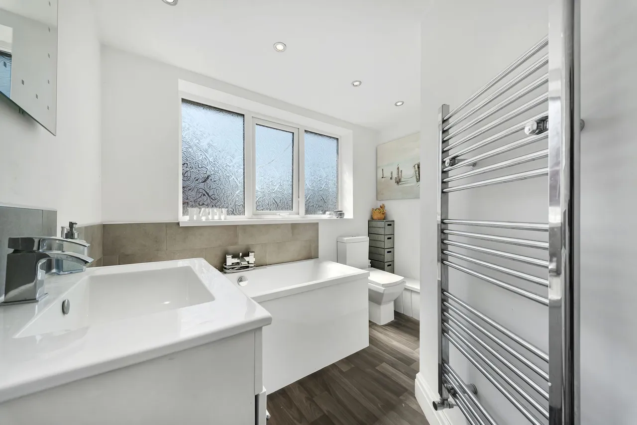 Hampton Drive, Widnes, WA8, photo 21