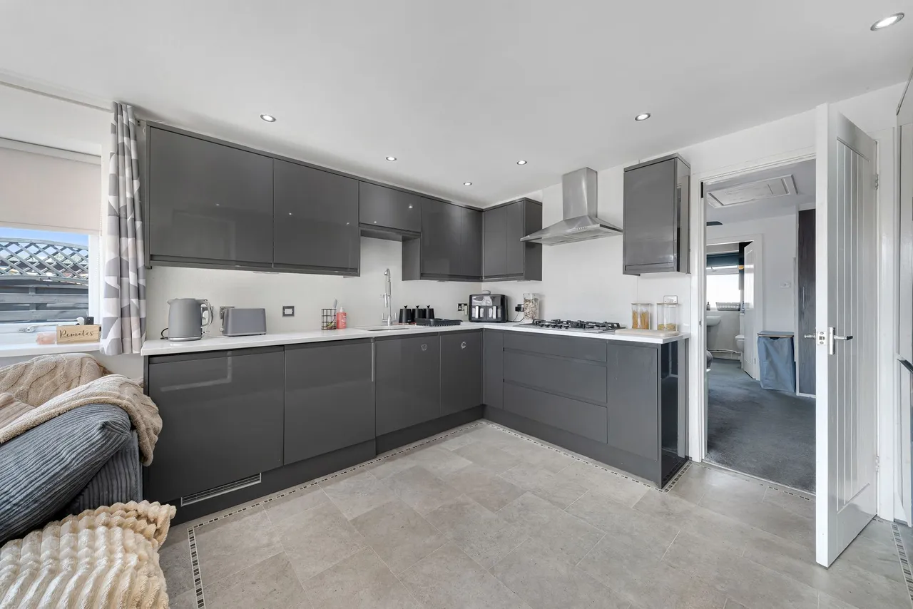 Hampton Drive, Widnes, WA8, photo 26