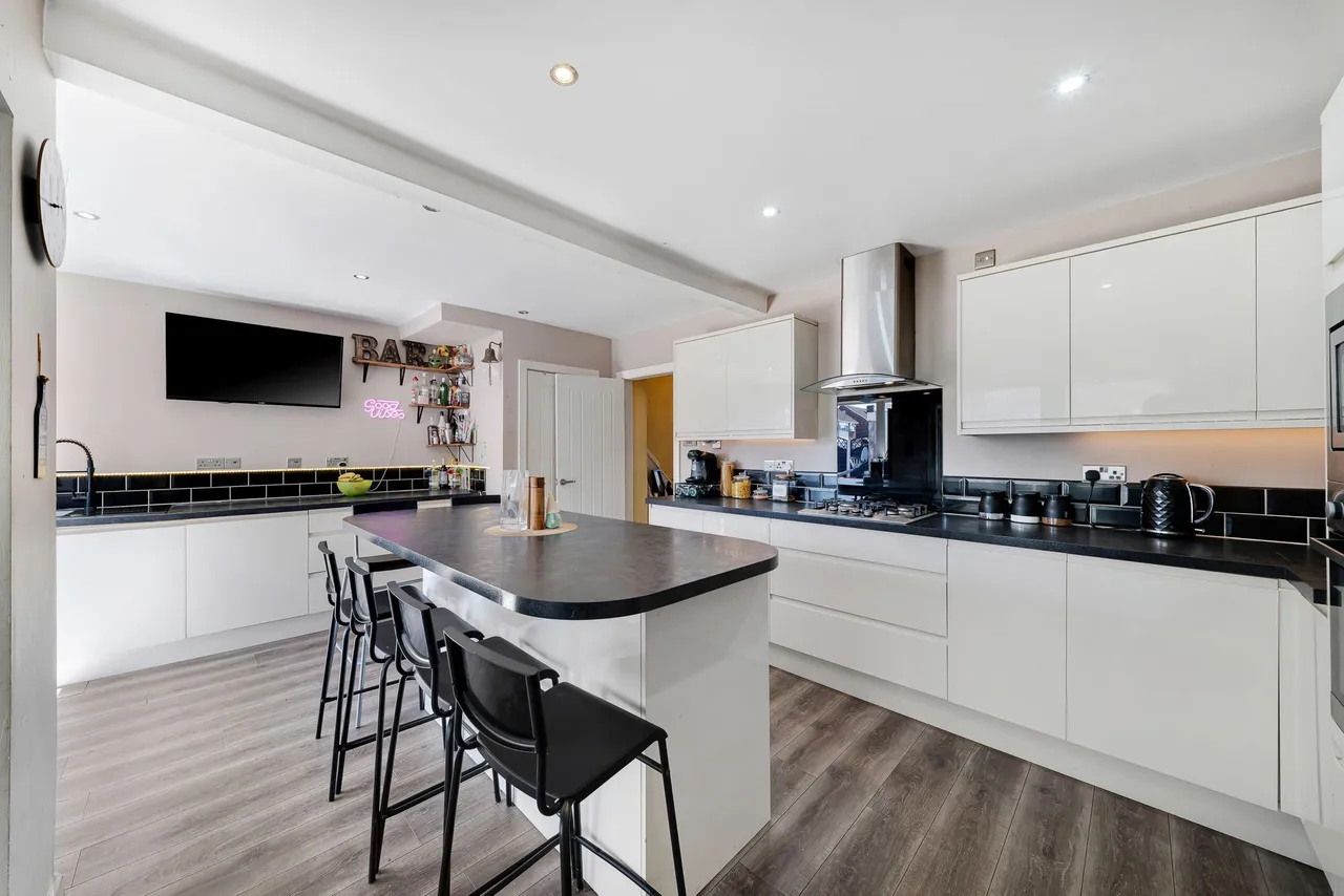Hampton Drive, Widnes, WA8, photo 3