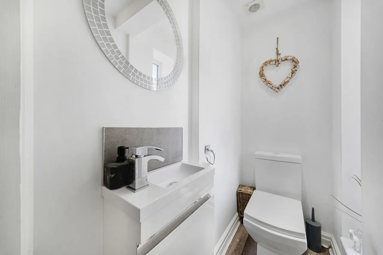 Hampton Drive, Widnes, WA8, photo 10
