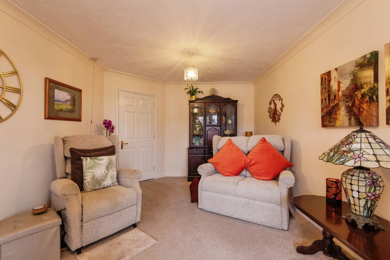 Blenheim Road, Minehead, TA24, photo 5
