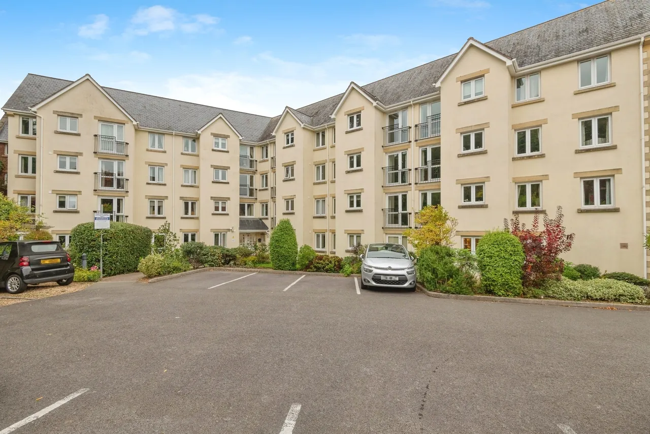Blenheim Road, Minehead, TA24, photo 11