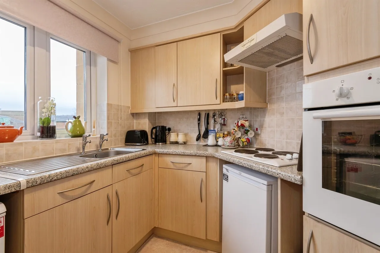 Blenheim Road, Minehead, TA24, photo 7