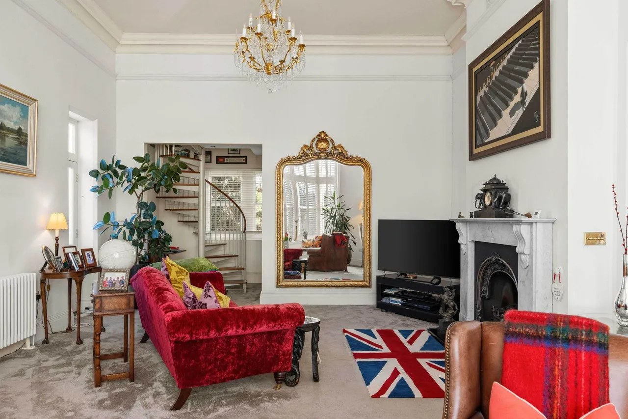 Oakhurst, Frogmore Hall, SG14, photo 24