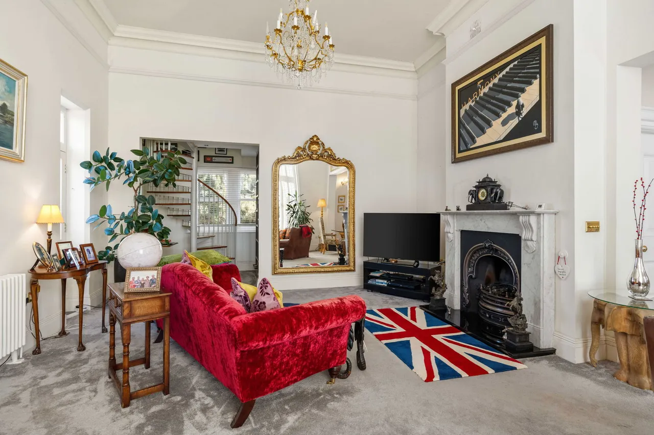 Oakhurst, Frogmore Hall, SG14, photo 6