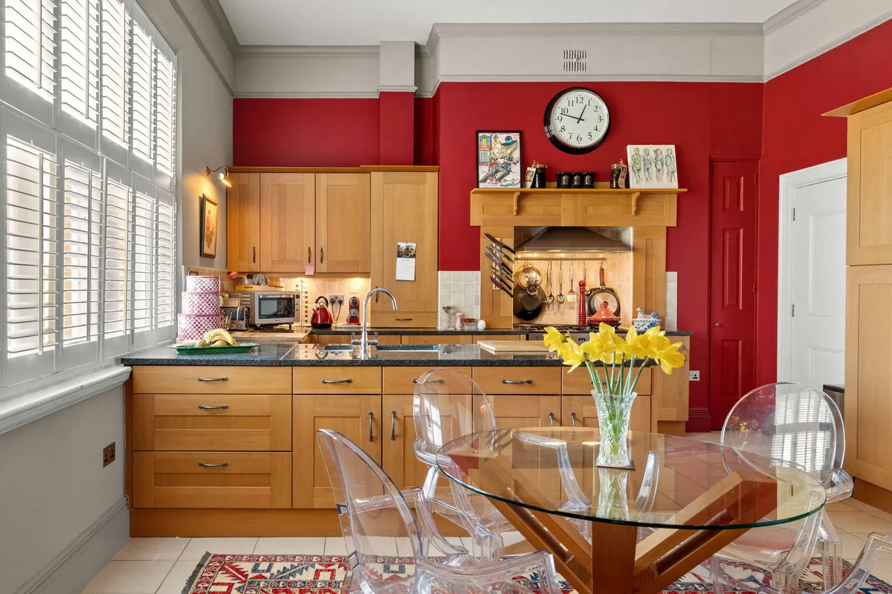 Oakhurst, Frogmore Hall, SG14, photo 12