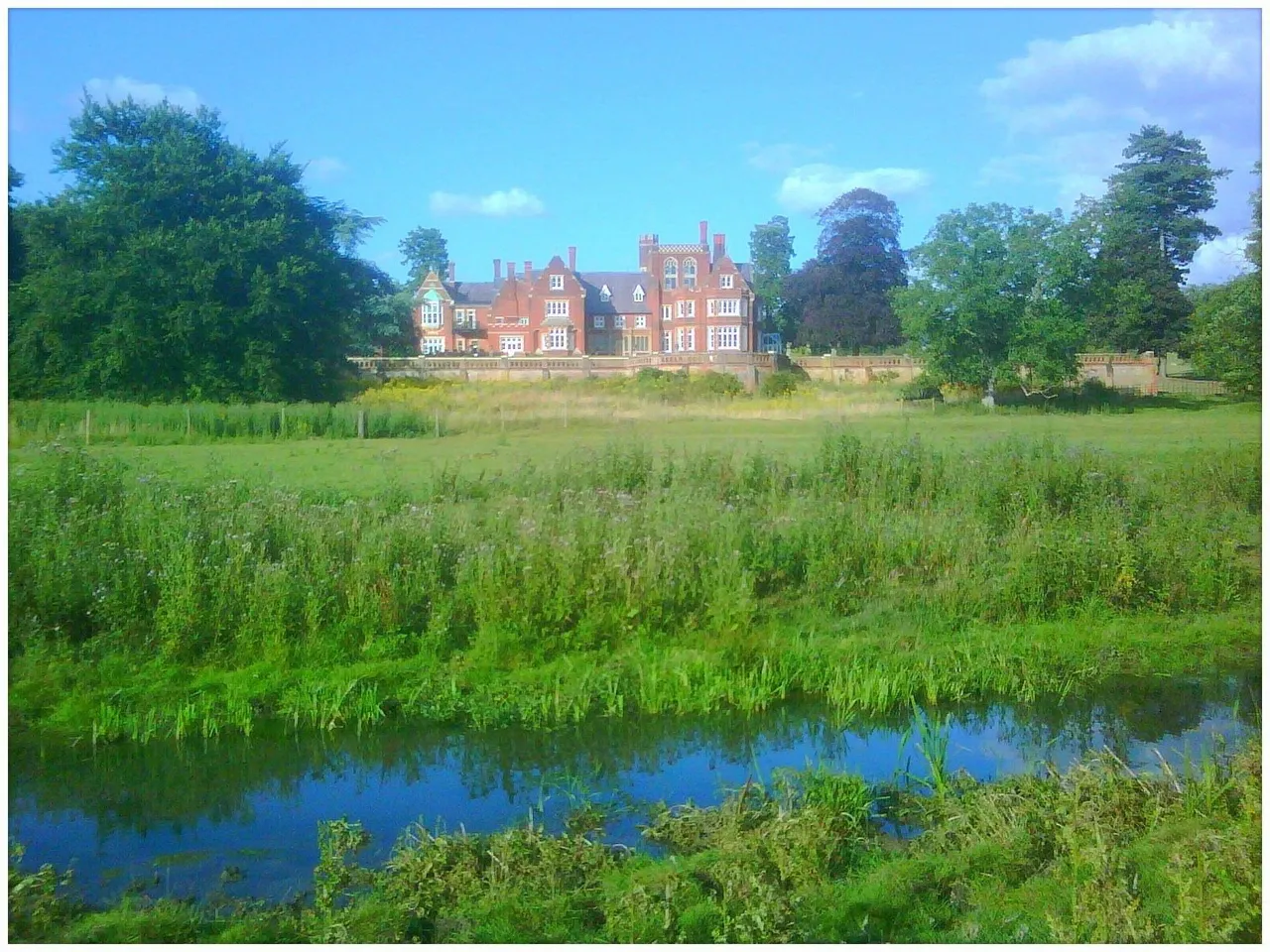 Oakhurst, Frogmore Hall, SG14, photo 3