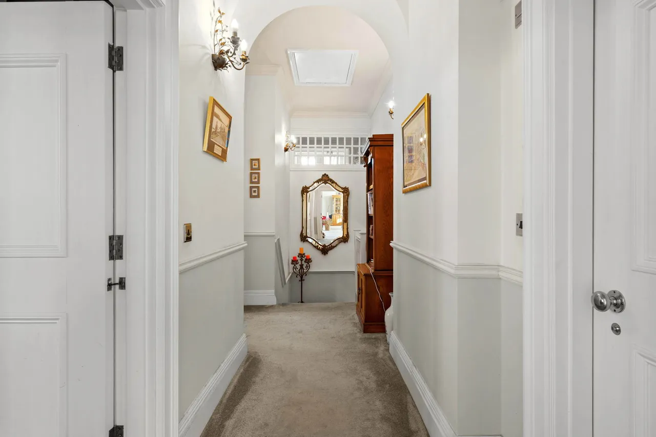 Oakhurst, Frogmore Hall, SG14, photo 20