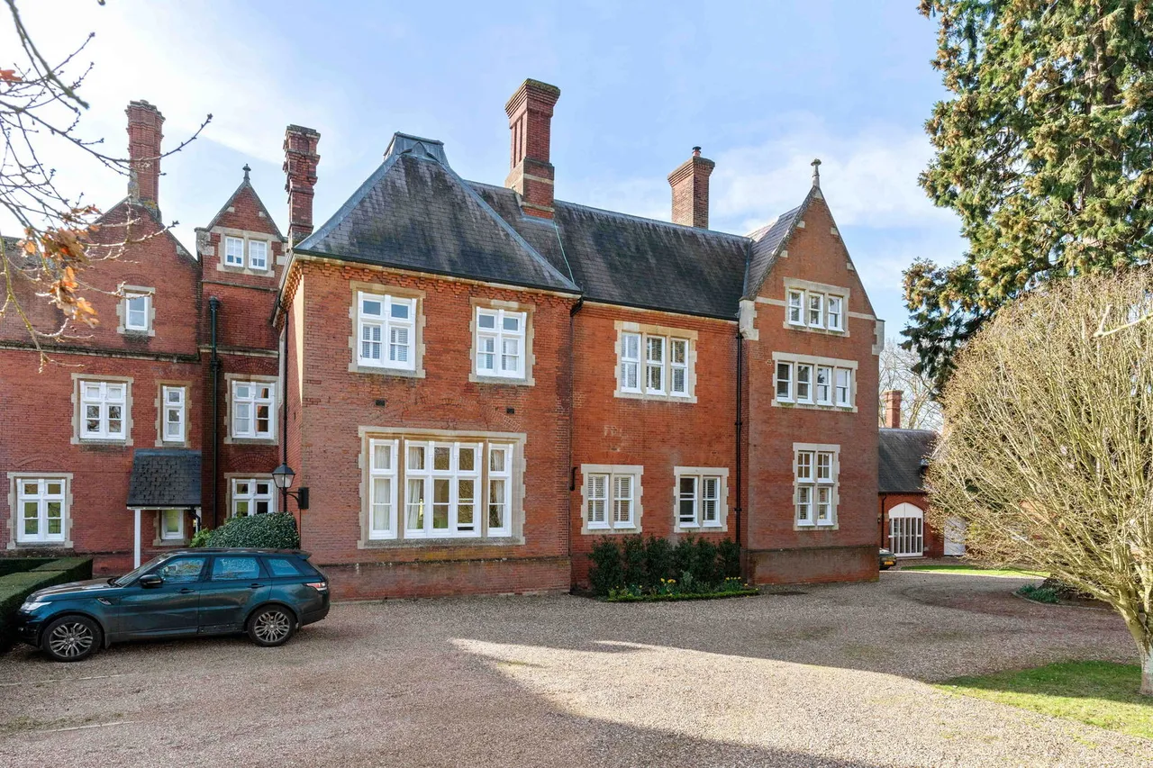 Oakhurst, Frogmore Hall, SG14, photo 33
