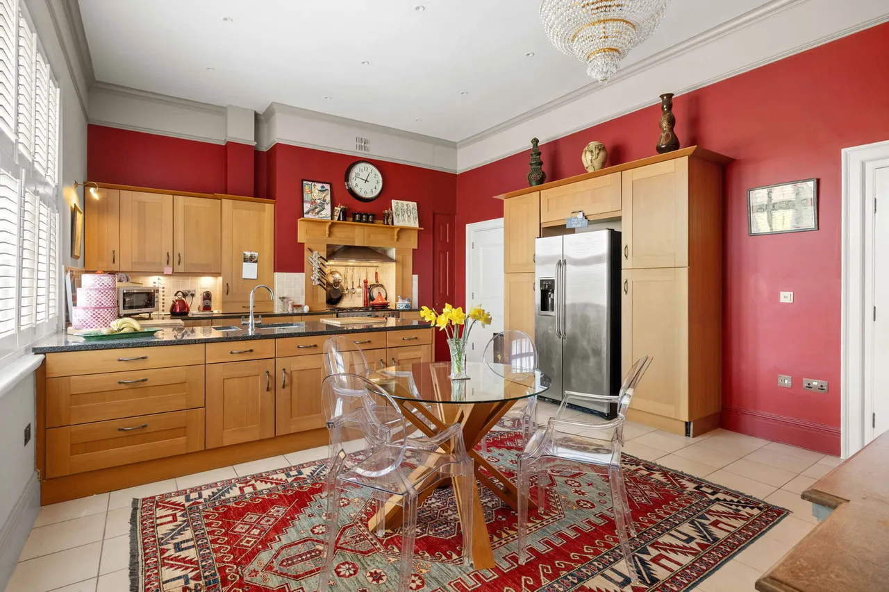 Oakhurst, Frogmore Hall, SG14, photo 10