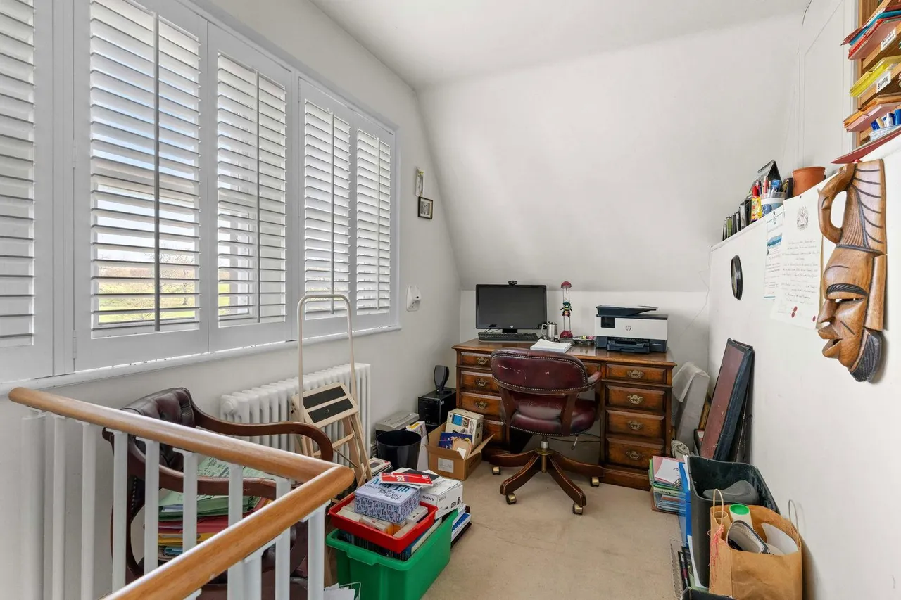 Oakhurst, Frogmore Hall, SG14, photo 25