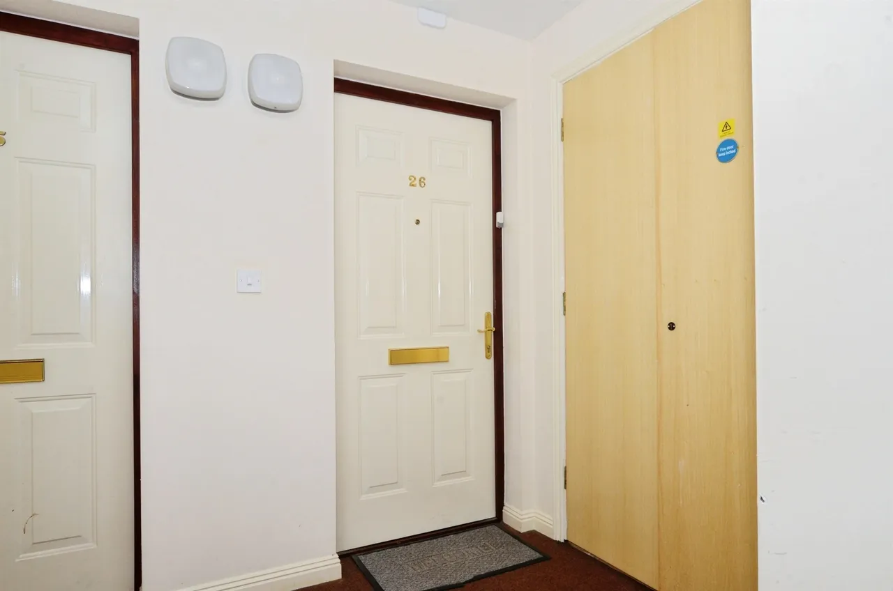1 bed flat for sale — Loweswater Close, Watford