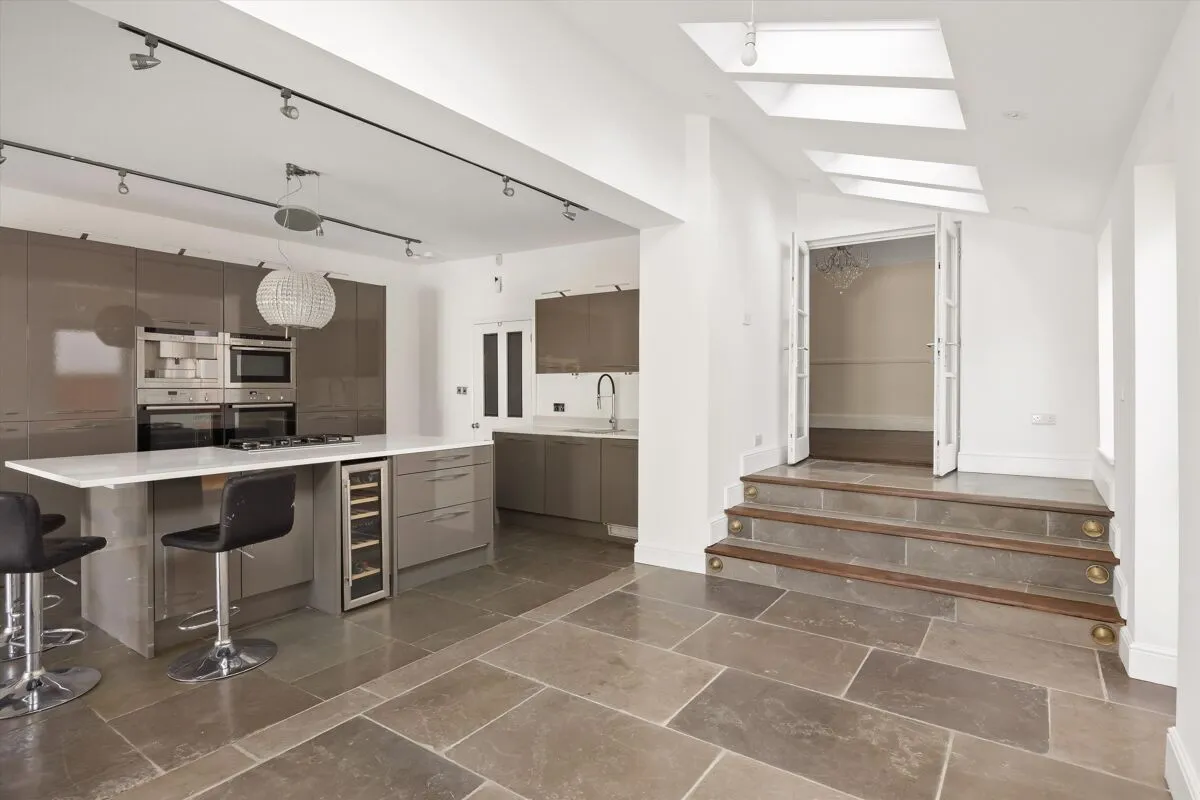Montpellier Drive, Cheltenham, GL50, photo 11