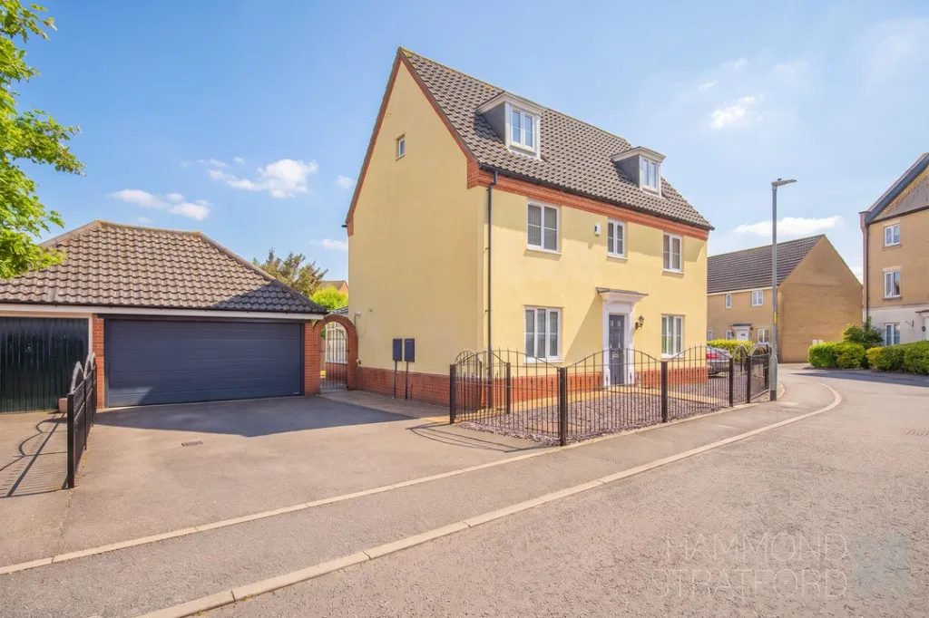 Kishorn Way, Attleborough, photo 10