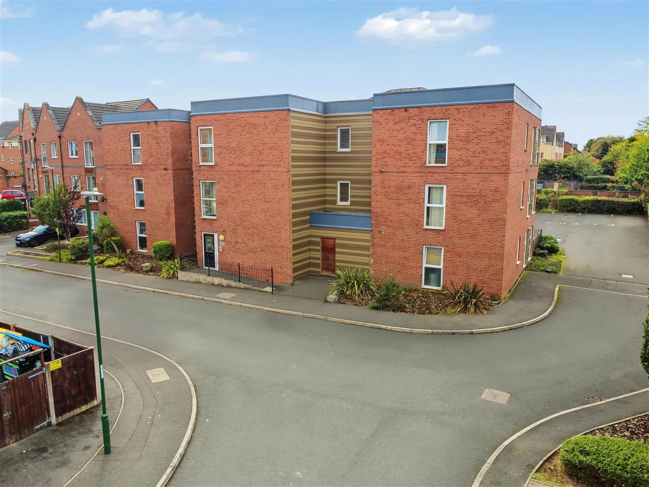 2 bed flat for sale, Watermark Close, Nottingham, NG5
