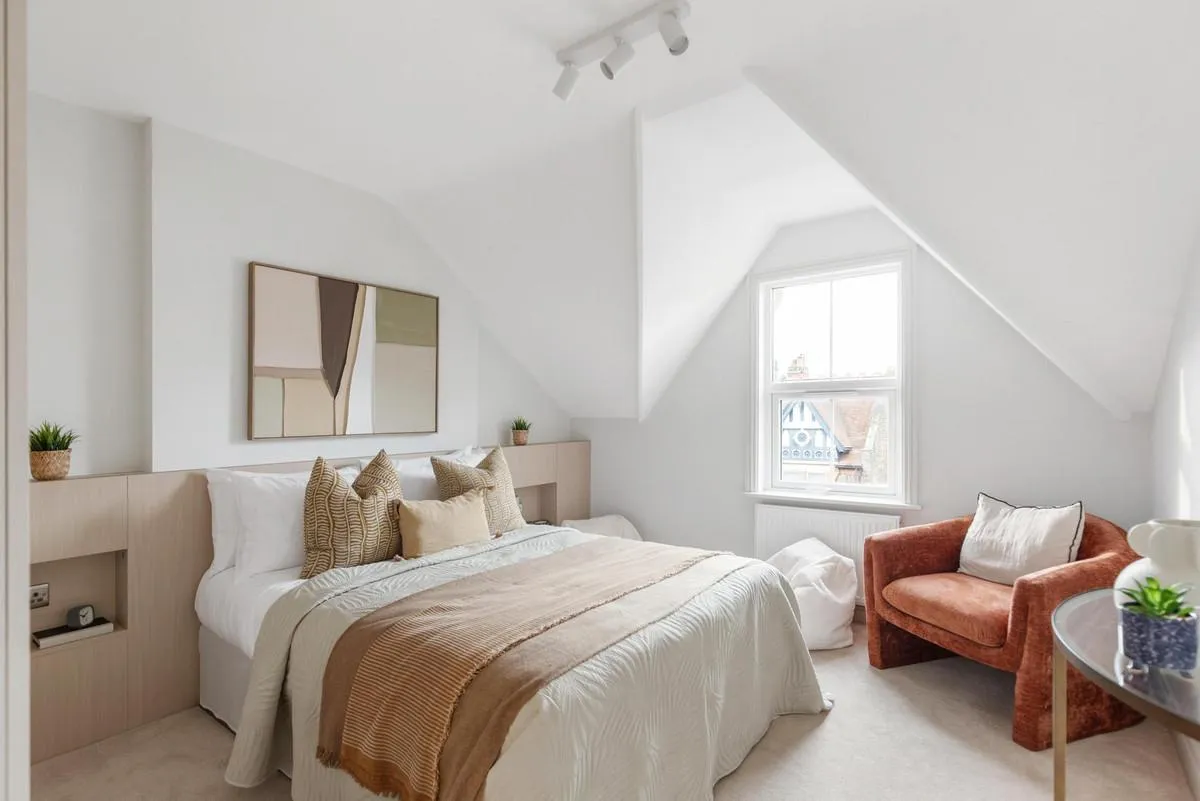 Broughton Road, London, W13, photo 22