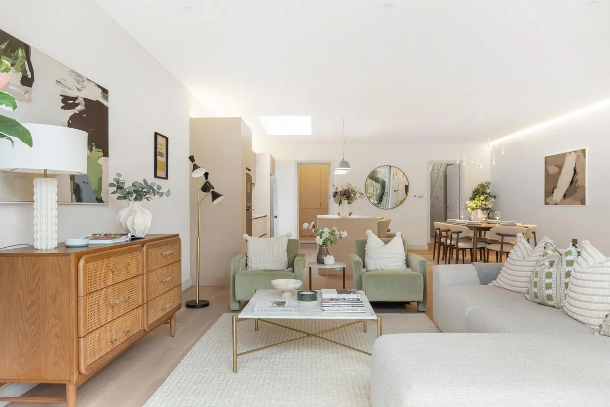 Broughton Road, London, W13, photo 8