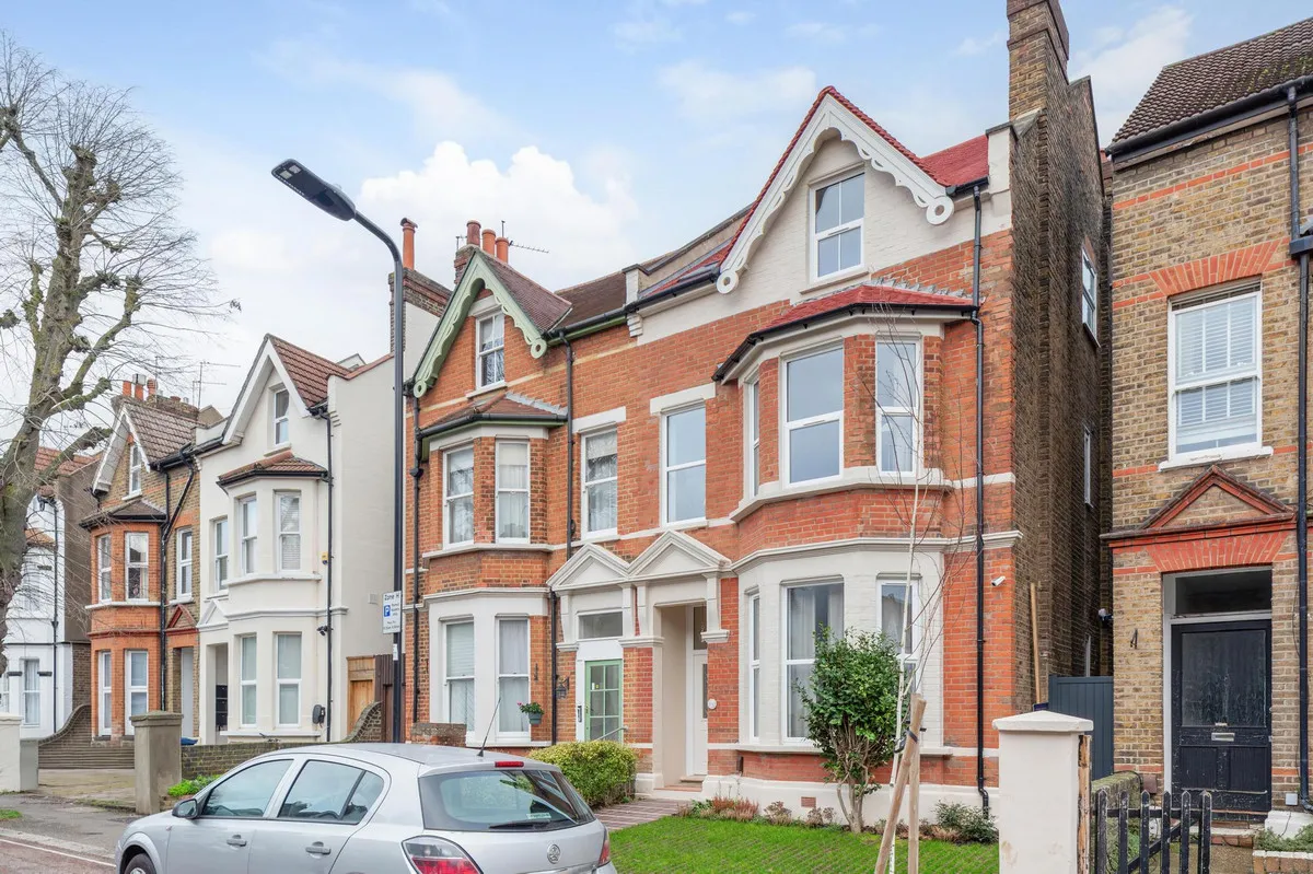 6 bed house for sale, Broughton Road, London, W13