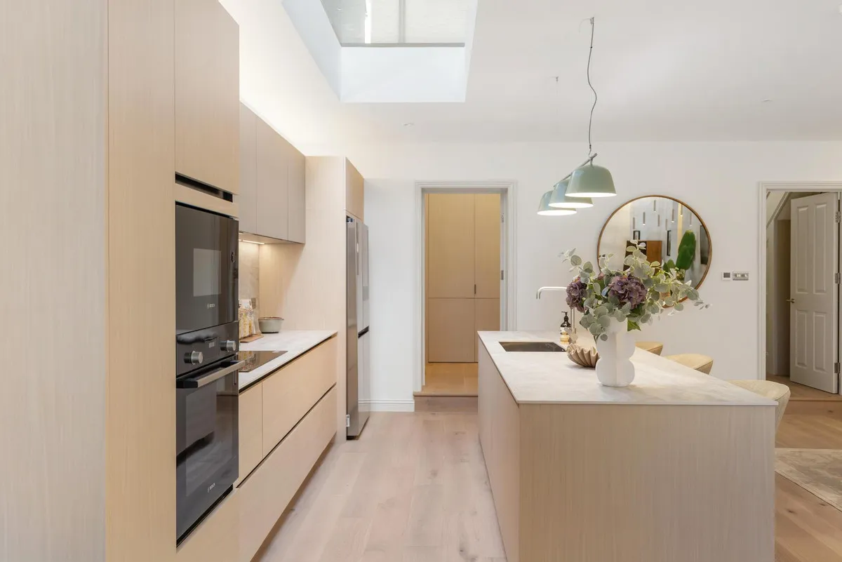 Broughton Road, London, W13, photo 4