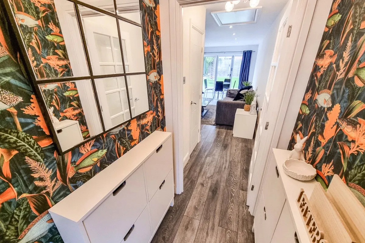 Furze Close, Ash Vale, Guildford, Surrey, GU12 5NA, photo 11