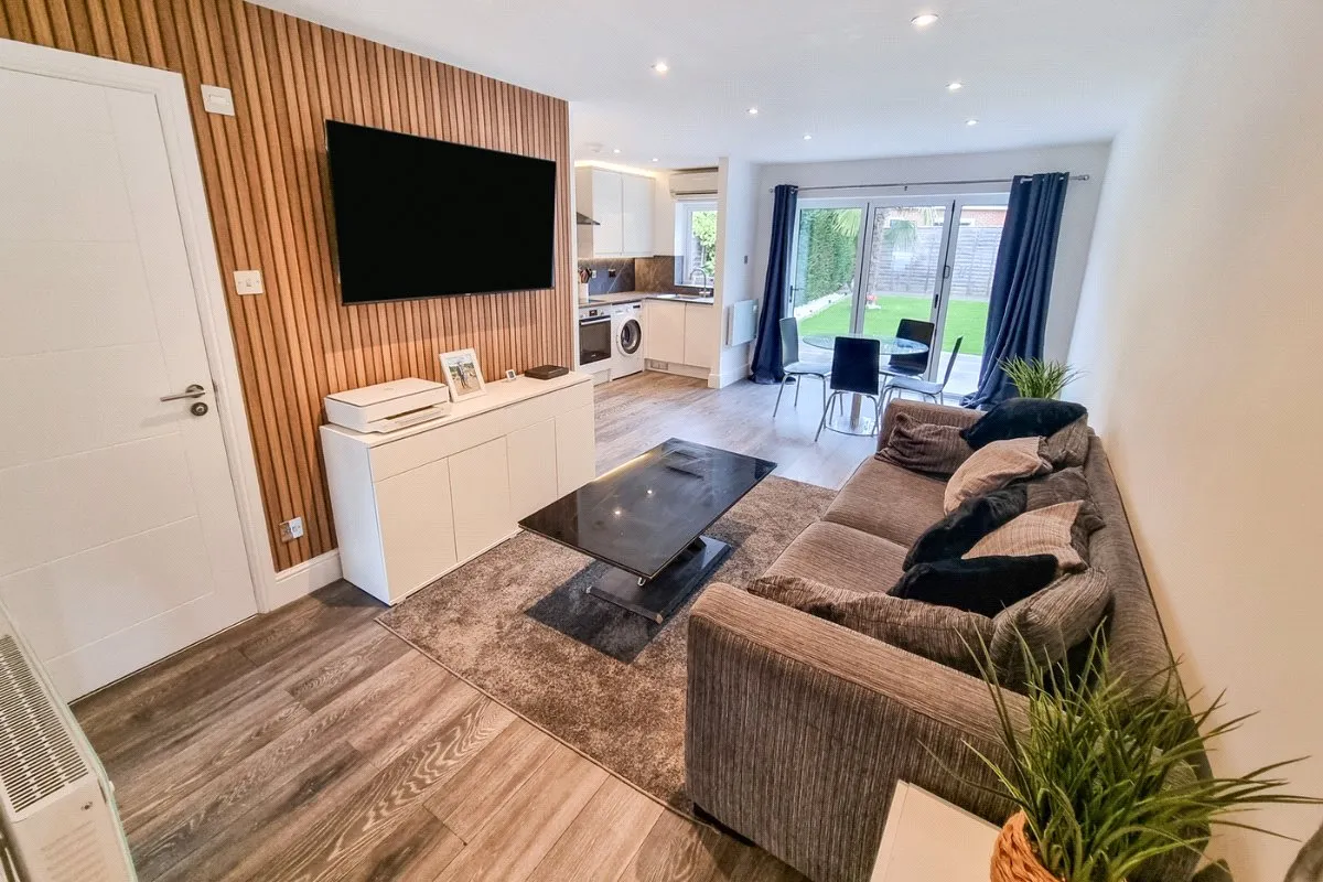 Furze Close, Ash Vale, Guildford, Surrey, GU12 5NA, photo 4