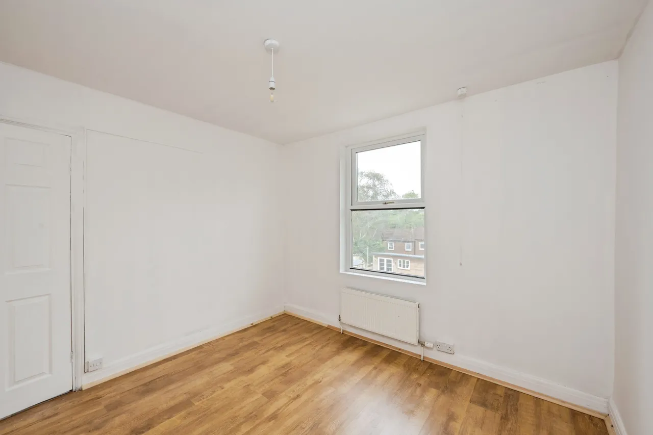Fforest Hill, Neath, SA10, photo 11