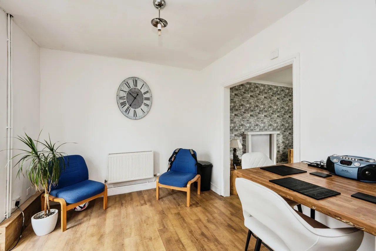 Fforest Hill, Neath, SA10, photo 8