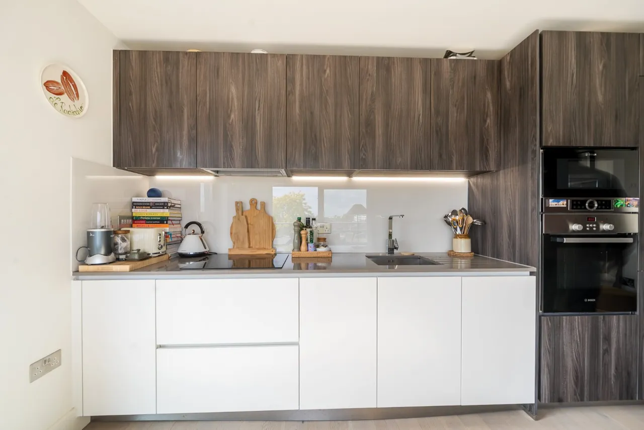 Vinery Way, Hammersmith, London, W6, photo 5