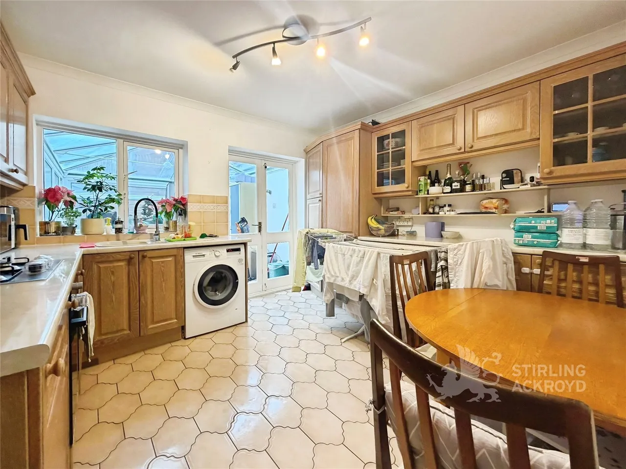 Haydon Place, Guildford, GU1, photo 3