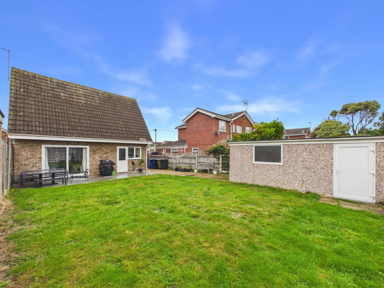 2 bed property for sale, Herons Close, Oulton Broad