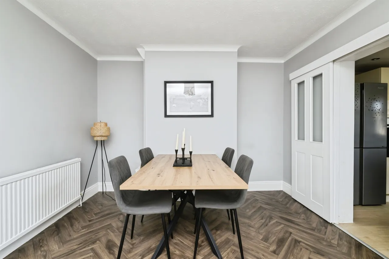 Acacia Grove, March, PE15, photo 5