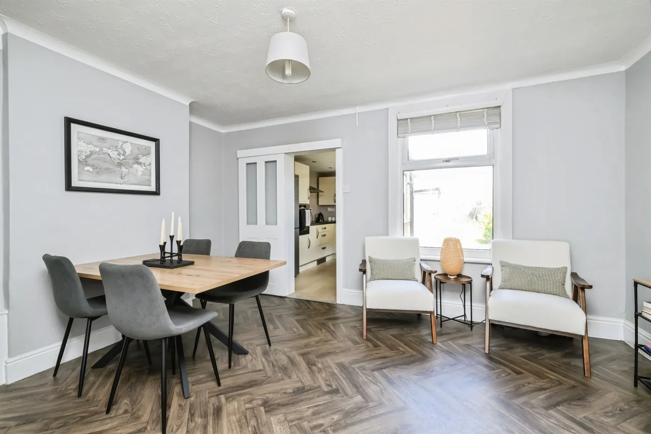 Acacia Grove, March, PE15, photo 4