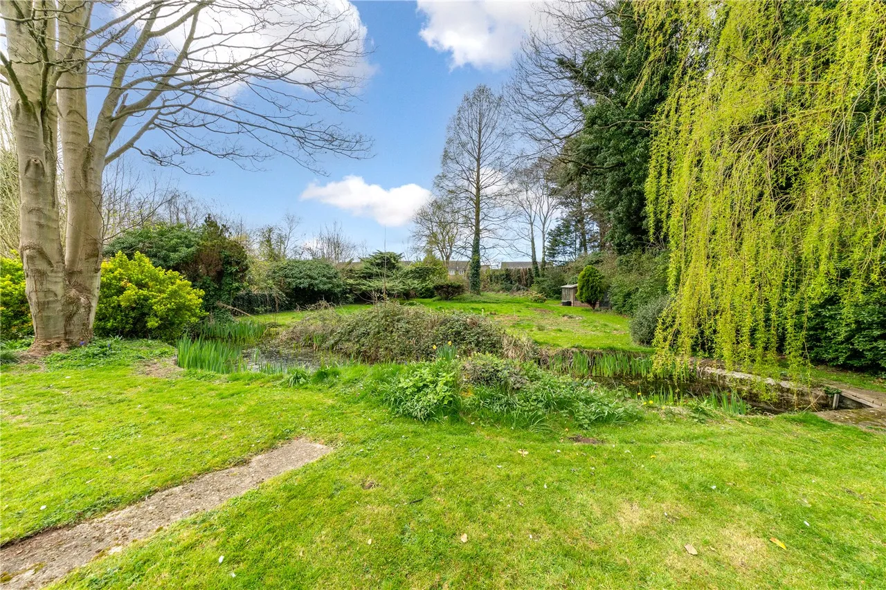 Newport Pagnell, Buckinghamshire, photo 22