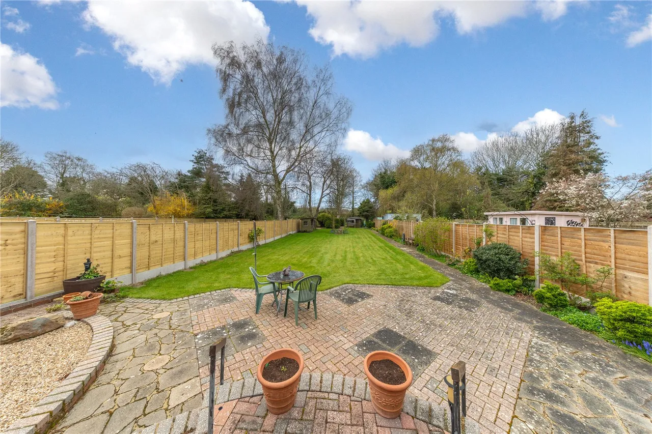 Newport Pagnell, Buckinghamshire, photo 19