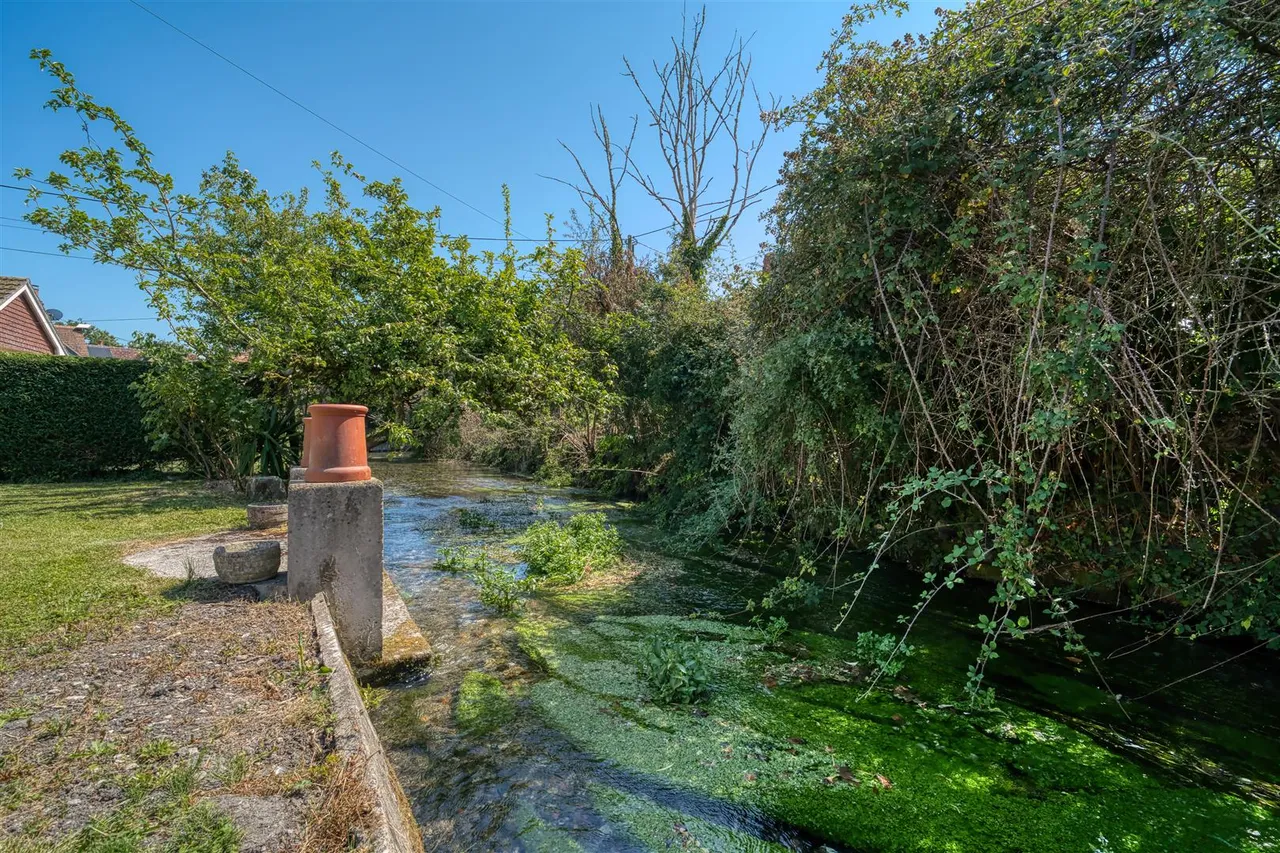 Edgebridge, Mere, photo 2