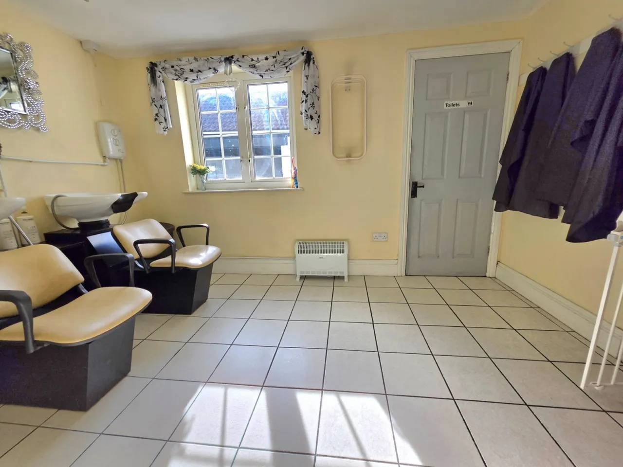 Brent Street, Brent Knoll, TA9, photo 34