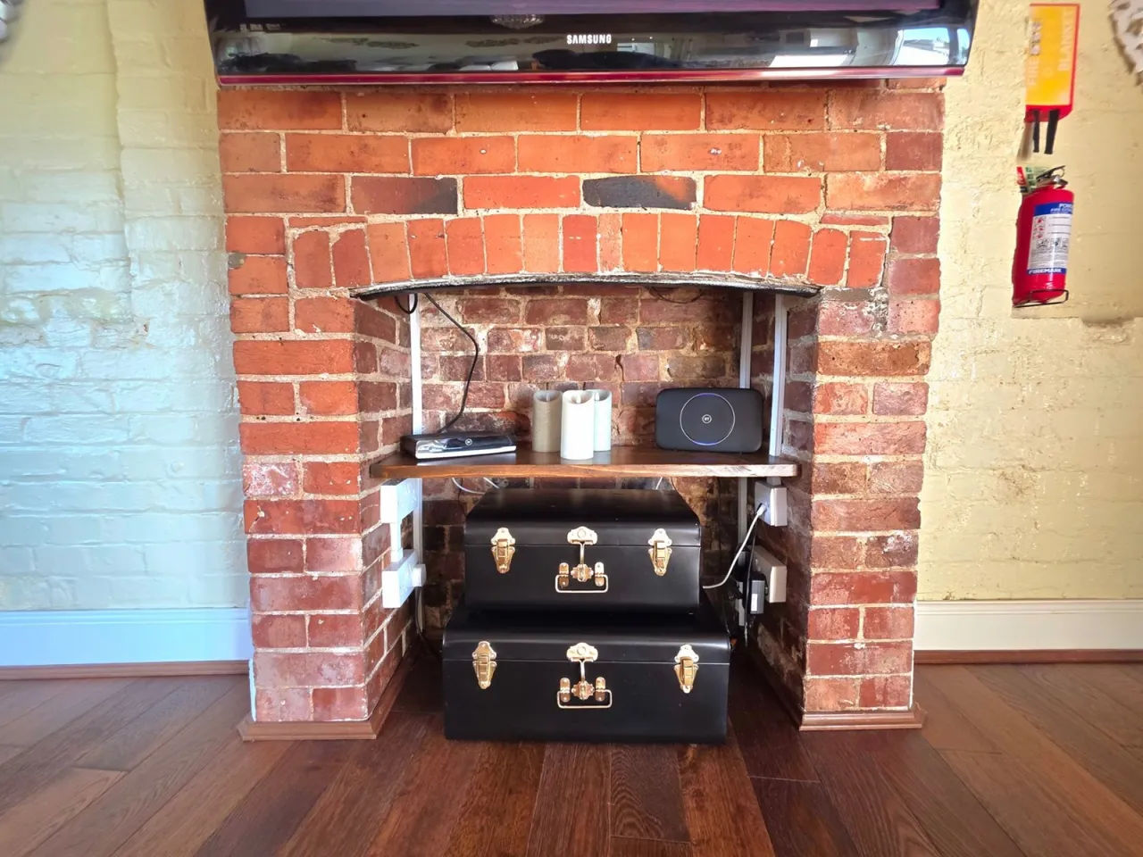 Brent Street, Brent Knoll, TA9, photo 13
