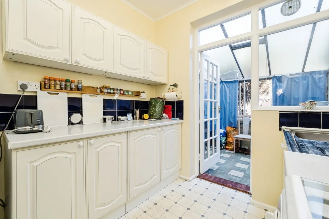 Lathom Road, East Ham, London, E6, photo 5