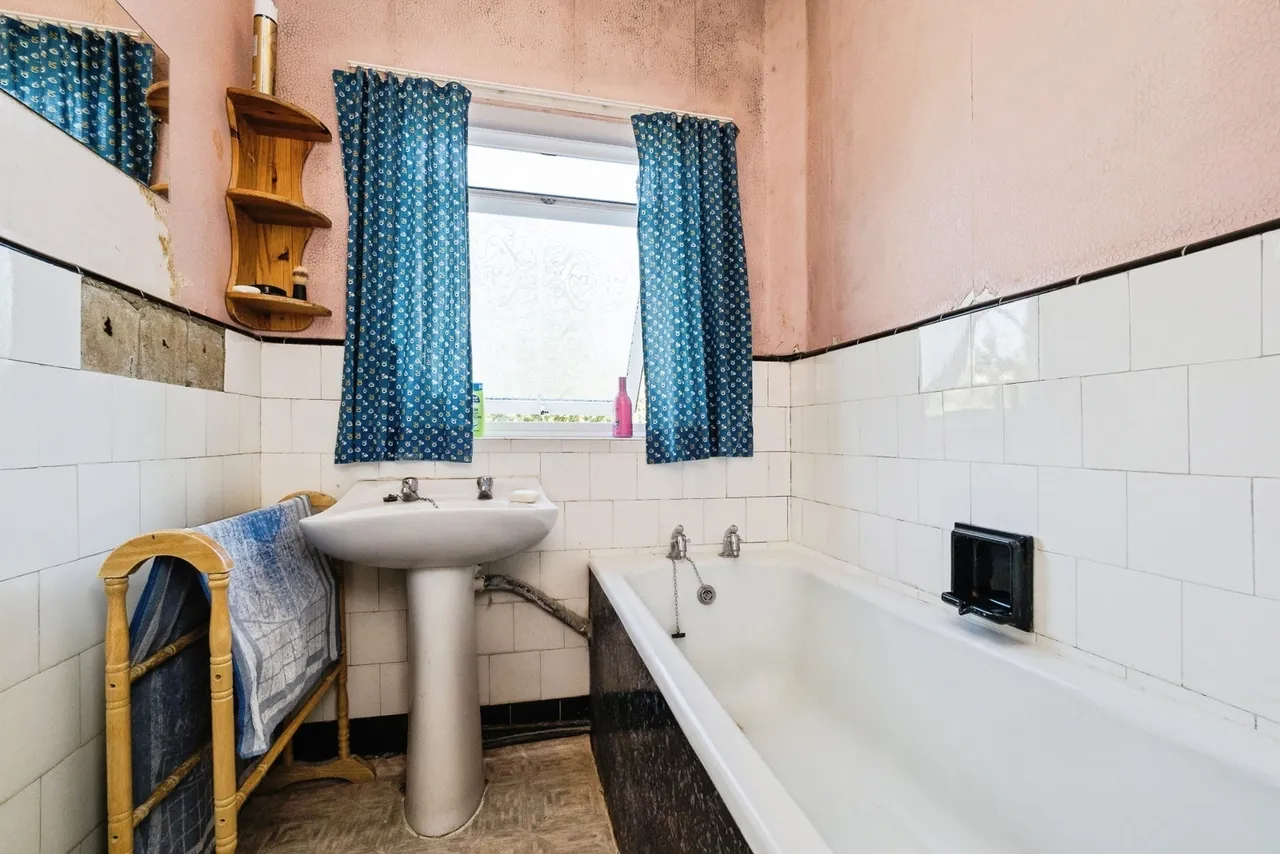 Lathom Road, East Ham, London, E6, photo 15