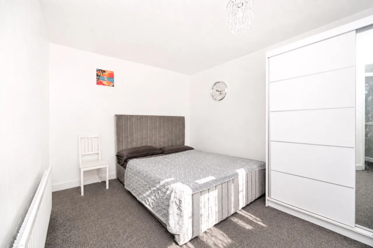 Watsons Close, Dudley, photo 7