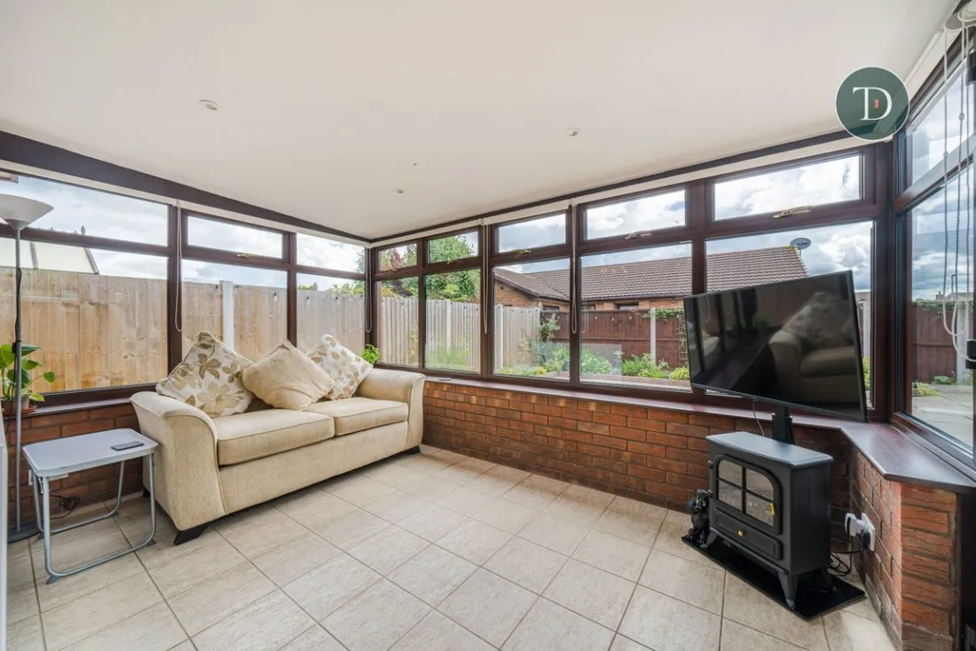 Saxon Way, Great Sutton, CH66 2YF, photo 9